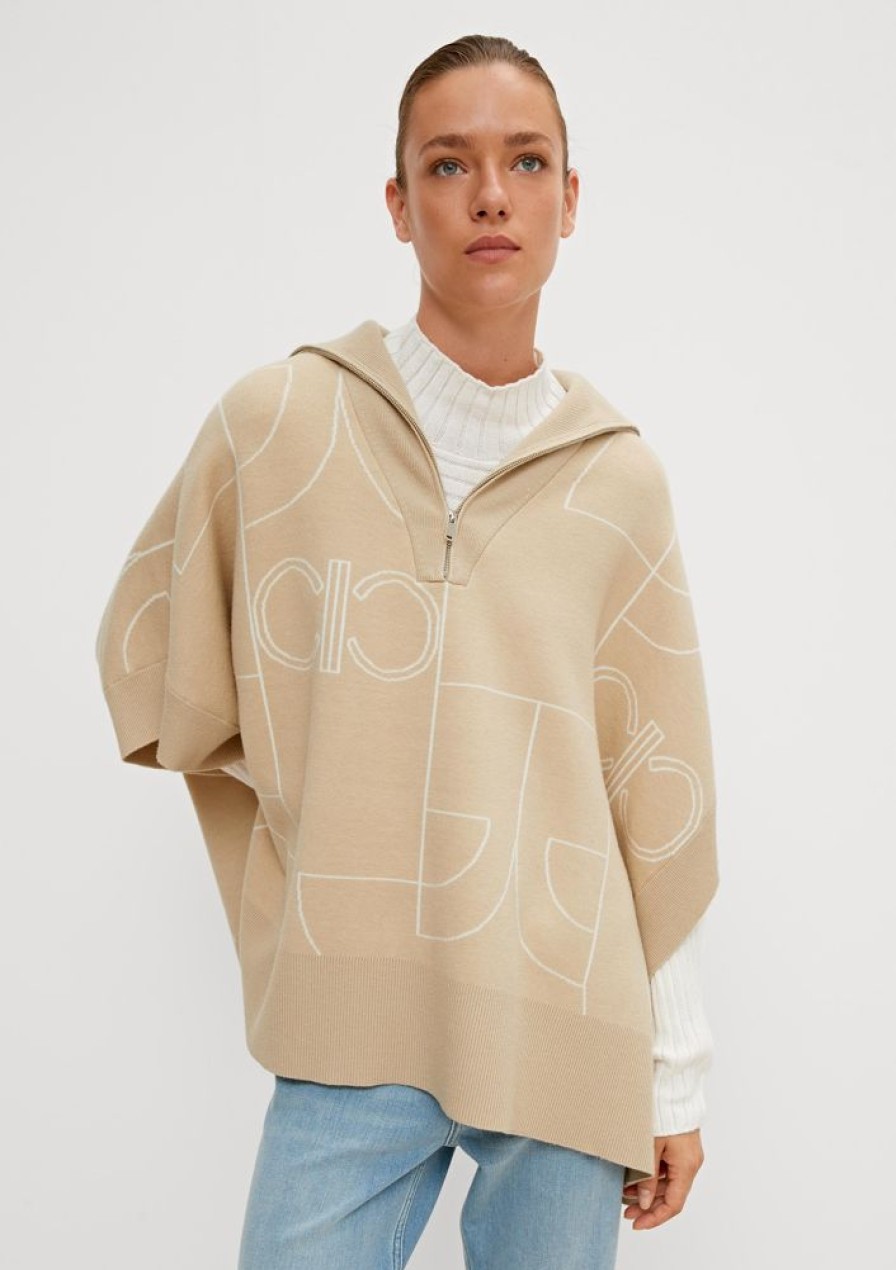 Clothing Comma | Double-Faced Poncho With A Zip Neck