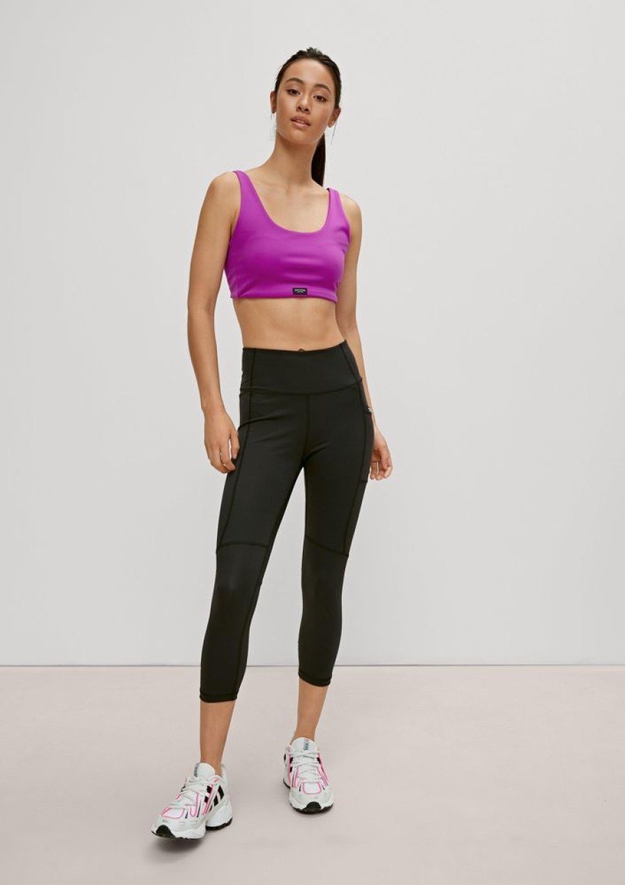 Clothing Comma | Active Top With A Bralette