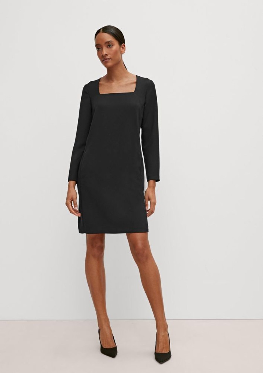 Clothing Comma | Dress With A Square Neckline