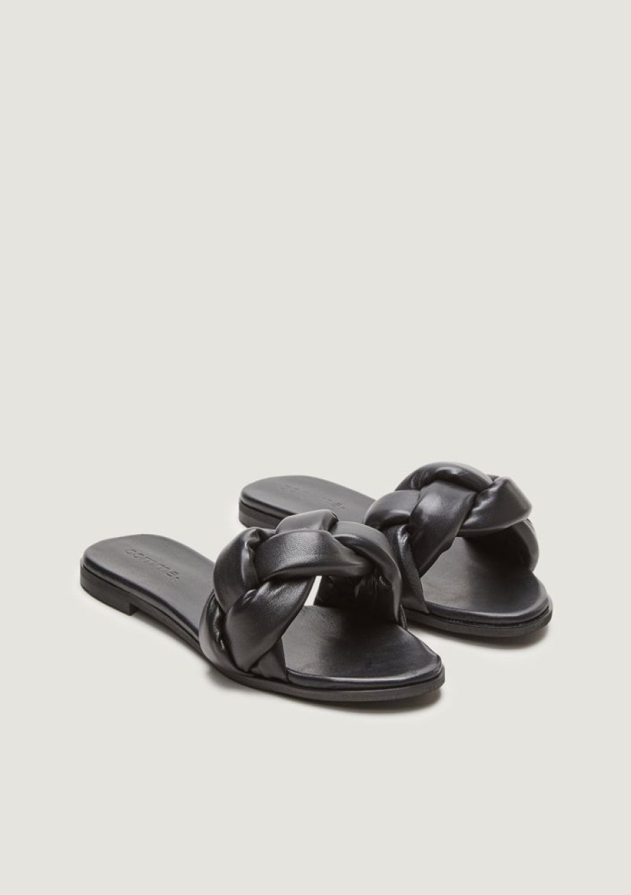 Clothing Comma | Leather Sandals