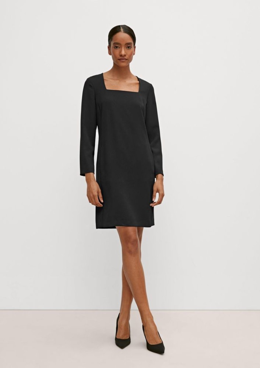 Clothing Comma | Dress With A Square Neckline